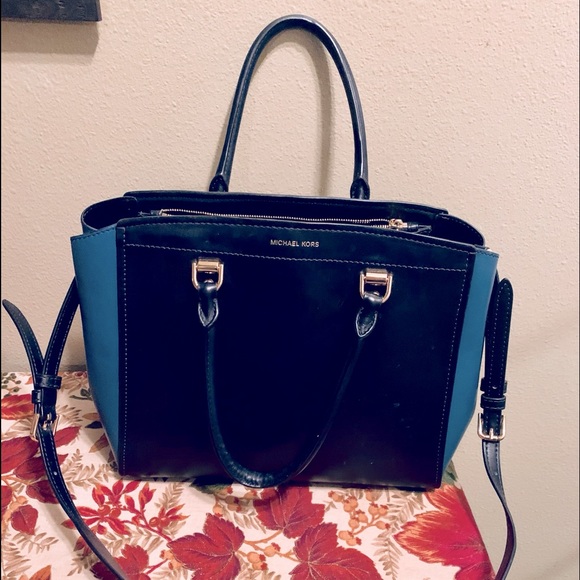 Michael Kors Handbags - Beautiful Michael Kors handbag.